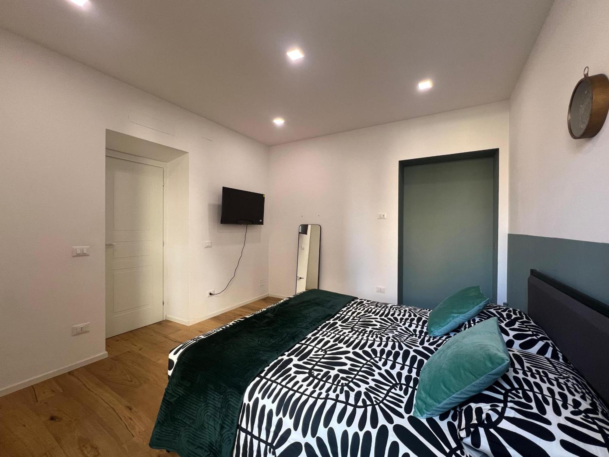 Antares - Boutique Apartment Рим Екстер'єр фото